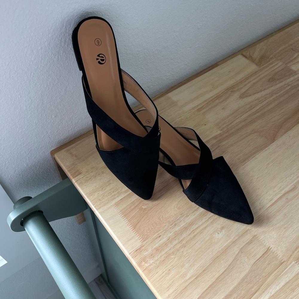 Pointed Toe Black Slingback Heels - Women's Dress Shoe